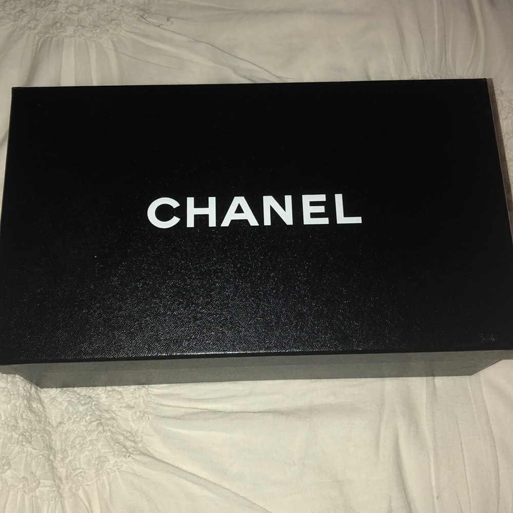 chanel black lambskin espadrilles